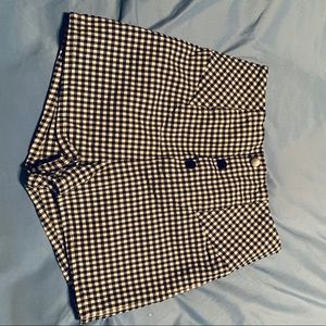 Plaid black and white button up shorts